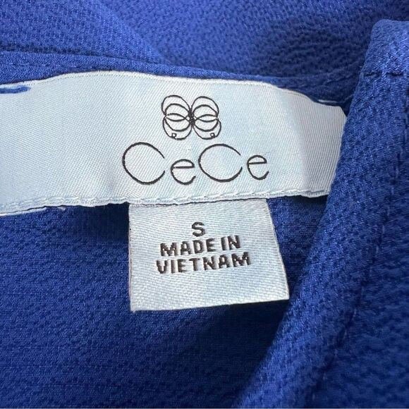 CeCe Ruffled-Cuff 3/4-Sleeve Crew Neck Blouse Womens Small Royal Blue Top - Picture 4 of 7